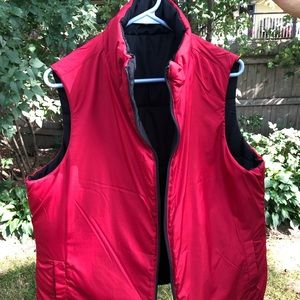 Men's Reversible Down Vest (black & red)